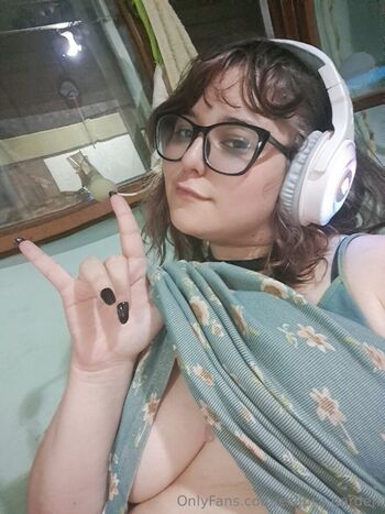 Full leaked Eclipsa garden page private onlyfans photo