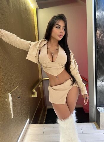 Full leaked Ele jamaica private onlyfans photo