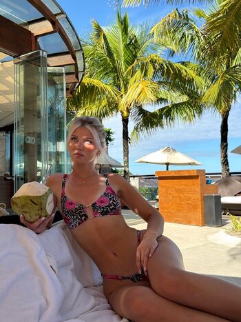 Full leaked Elena zbt private onlyfans photo