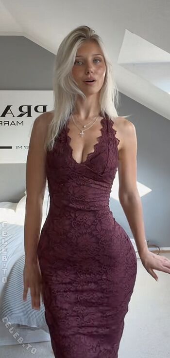 Elena Zoe