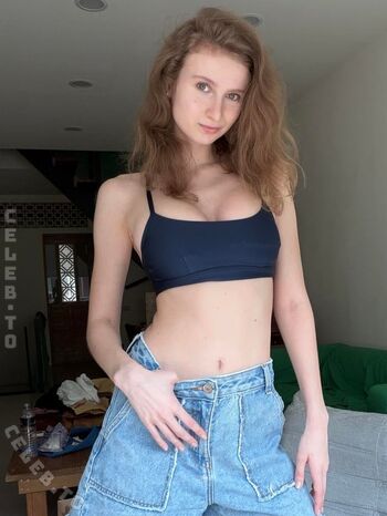 Full leaked Eliralunaria private onlyfans photo