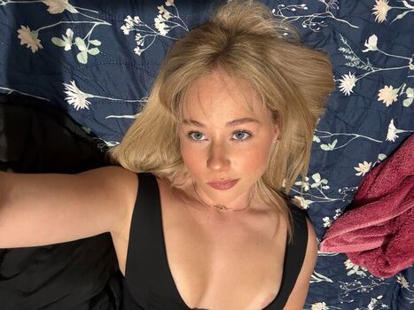 Full leaked Eliseafterdarkk private onlyfans photo