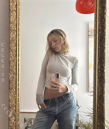 Full leaked Ella kania private onlyfans photo