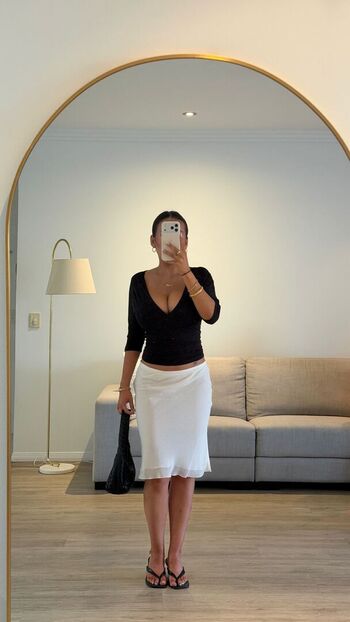 Full leaked Ella midgley private onlyfans photo