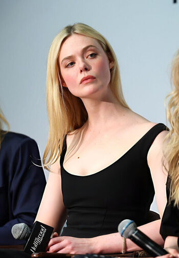 Elle Fanning