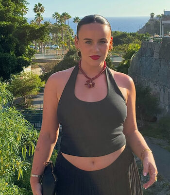 Full leaked Ellie leach private onlyfans photo