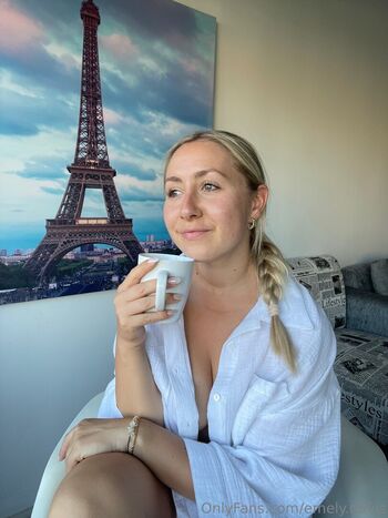 Full leaked Emely davis private onlyfans photo