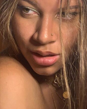 Full leaked Emiireuh private onlyfans photo