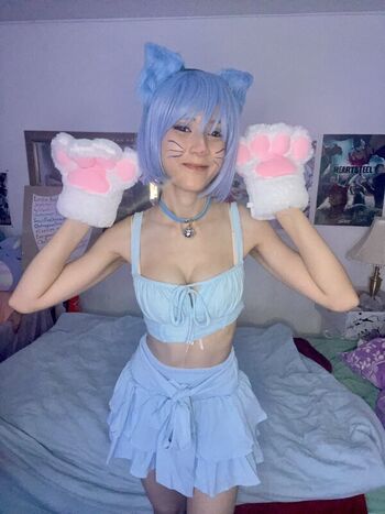 Full leaked Emiliacosplay private onlyfans photo