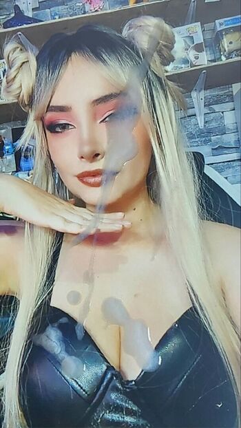 Full leaked Emilith evans private onlyfans photo