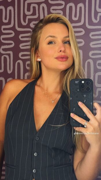 Emilly Schellmann