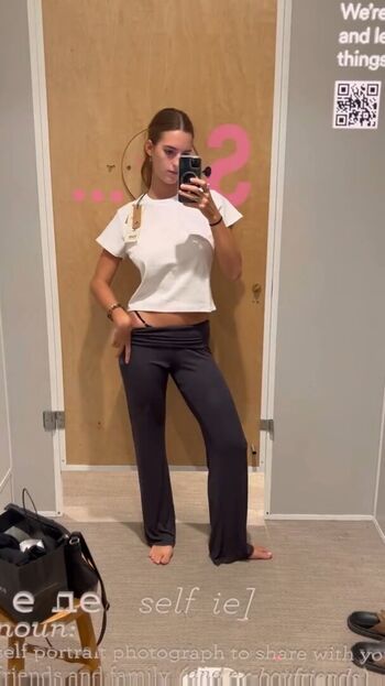Full leaked Emily feld private onlyfans photo