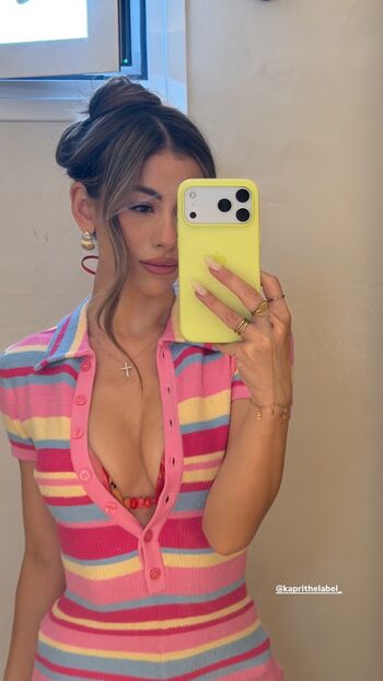 Full leaked Emily landon private onlyfans photo