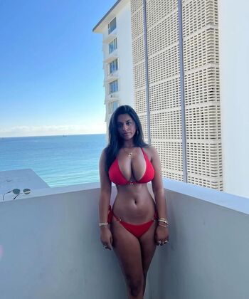 Full leaked Emily santttt private onlyfans photo