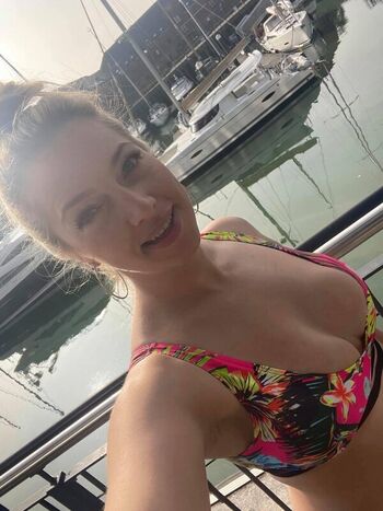 Full leaked Emma vardy private onlyfans photo