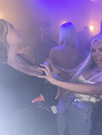 Full leaked Emmalivingstne private onlyfans photo
