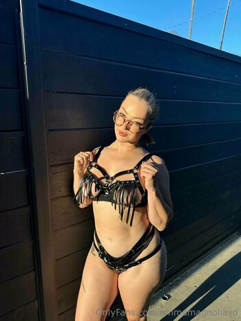 Full leaked Emmamagnoliaxo private onlyfans photo