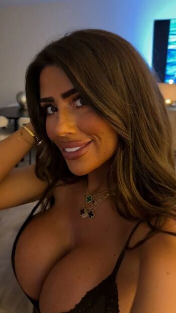 Full leaked Emmymxoxo private onlyfans photo