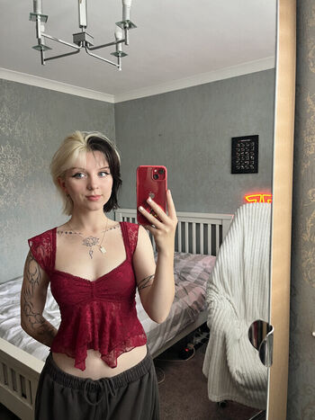 Full leaked Emzeeni private onlyfans photo