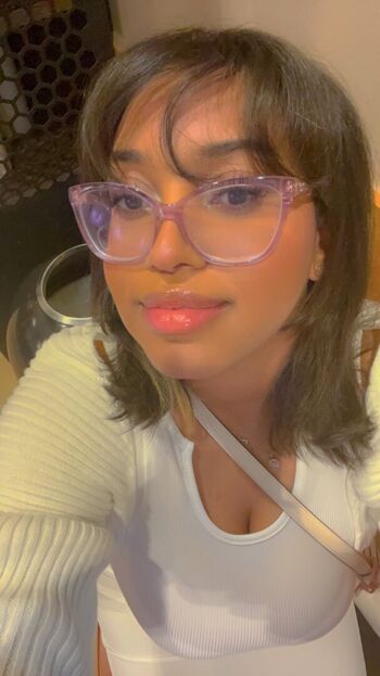 Full leaked Eromahou private onlyfans photo