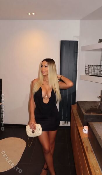 Full leaked Esleem private onlyfans photo