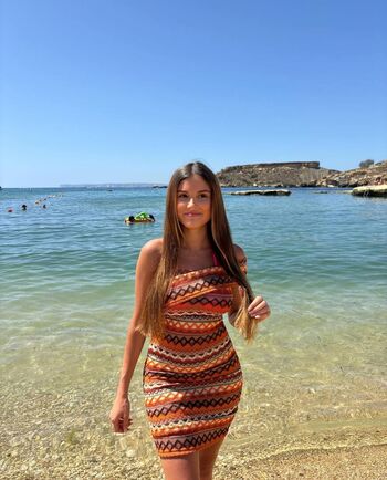 Full leaked Esperanca da rocha private onlyfans photo