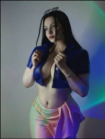 Full leaked Evelinaava private onlyfans photo