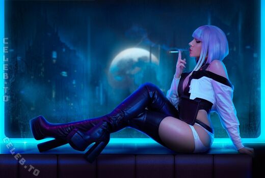 Ez Summers Cosplay