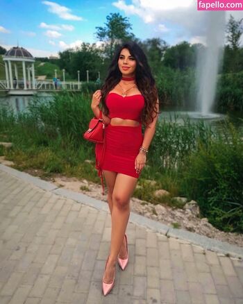 Full leaked Fainka mmmi private onlyfans photo
