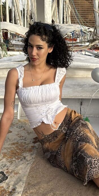 Full leaked Farah magdi private onlyfans photo