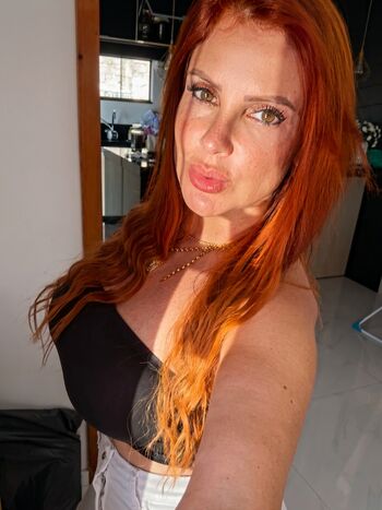 Felina_Cris