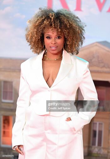 Full leaked Fleur east private onlyfans photo