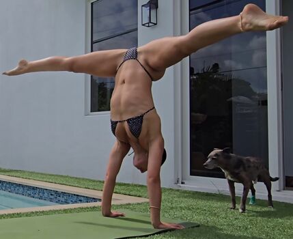 Flexible Beauties