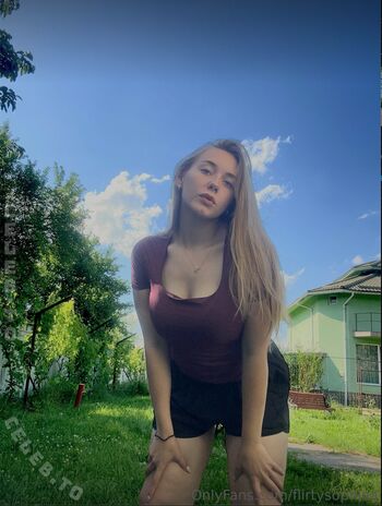 flirtysophiaa