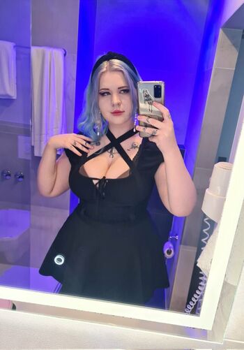 fyly_cosplays