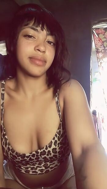 gabi_red18