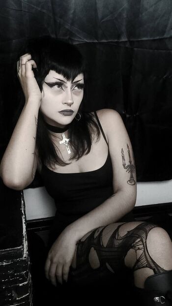 Full leaked Gabrielajmz private onlyfans photo
