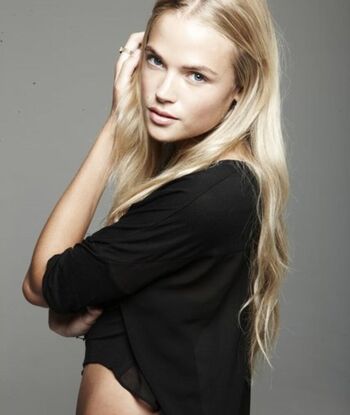 Gabriella Wilde 
