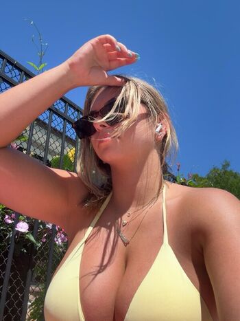 Full leaked Gaby zola  page private onlyfans photo