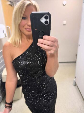 Full leaked Gail emms page private onlyfans photo