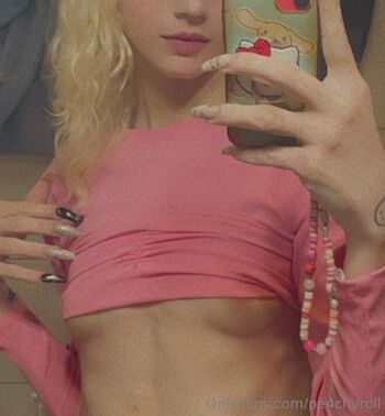 Full leaked Ghstpeachy private onlyfans photo