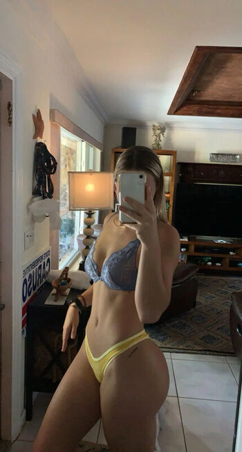 Full leaked Giannadaisyy private onlyfans photo