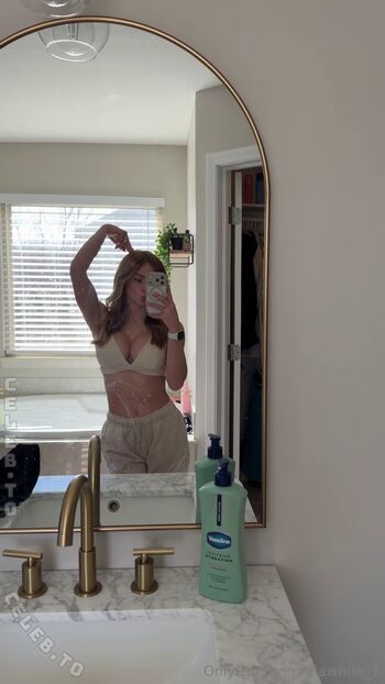Full leaked Giawhite private onlyfans photo