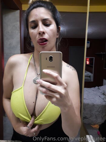 Full leaked Givepleasuree private onlyfans photo