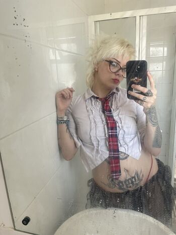 Glitterqueen1999