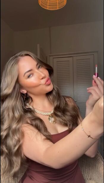 Full leaked Gracie lewis private onlyfans photo