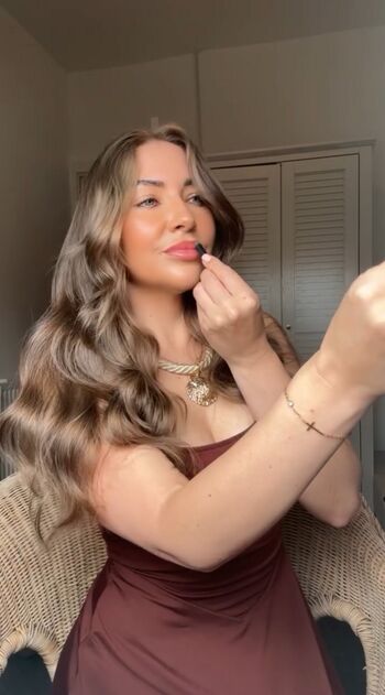 Full leaked Gracie lewis private onlyfans photo