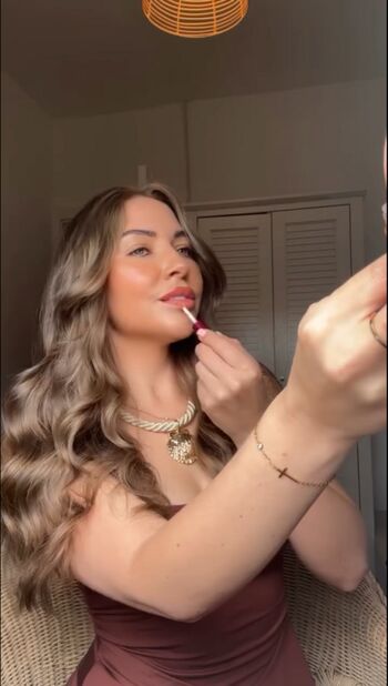 Full leaked Gracie lewis private onlyfans photo