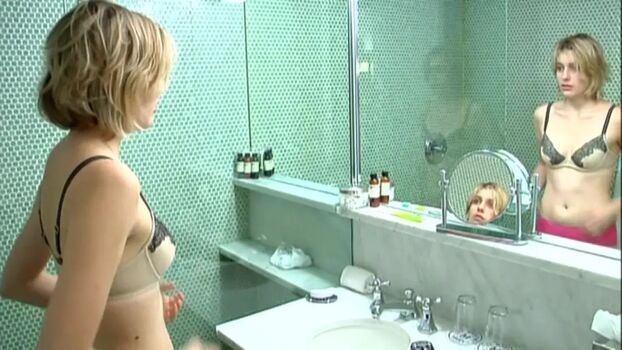 Greta Gerwig