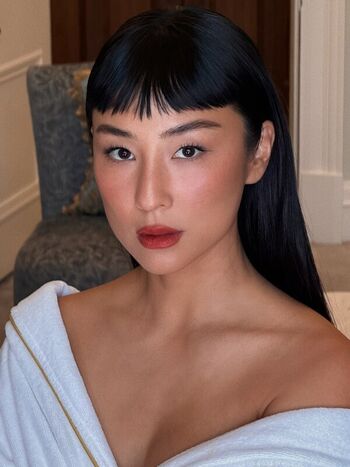 Full leaked Greta lee page private onlyfans photo